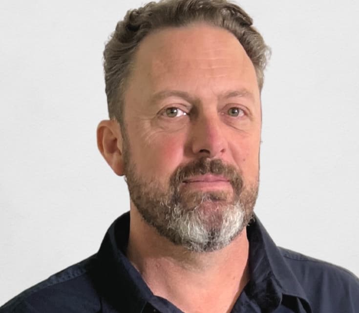 Neil Dundas