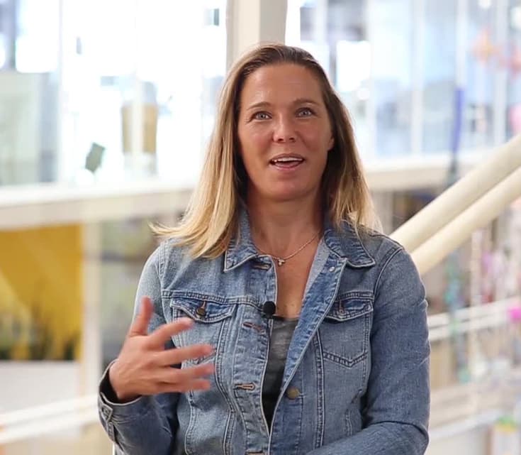 How Did You Balance The Life Of A Pro Sportsperson With Your Personal And Business Life?