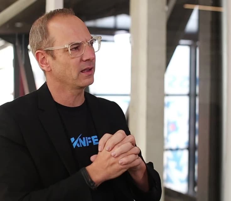 How Should Entrepreneurs Approach Market Opportunity In Their Pitch Decks?