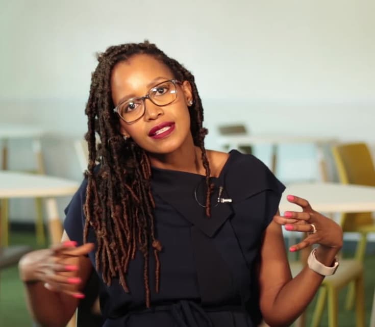 How Can Small Businesses Infuse Brand Identity Into Customer Experiencee?