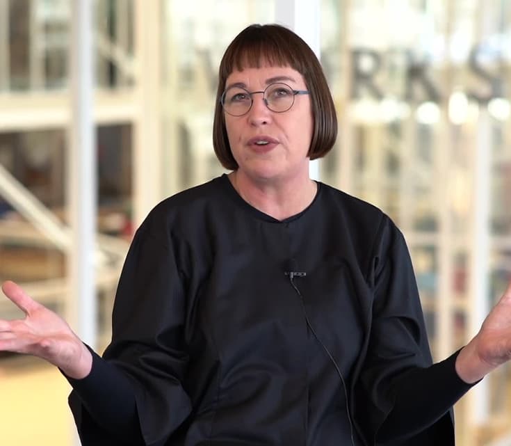 How Can A Stakeholder Strategy Ensure Key Stakeholder Groups Are Prioritised?