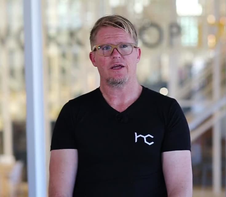 How Does Heavy Chef Receive Partnership Pitches?
